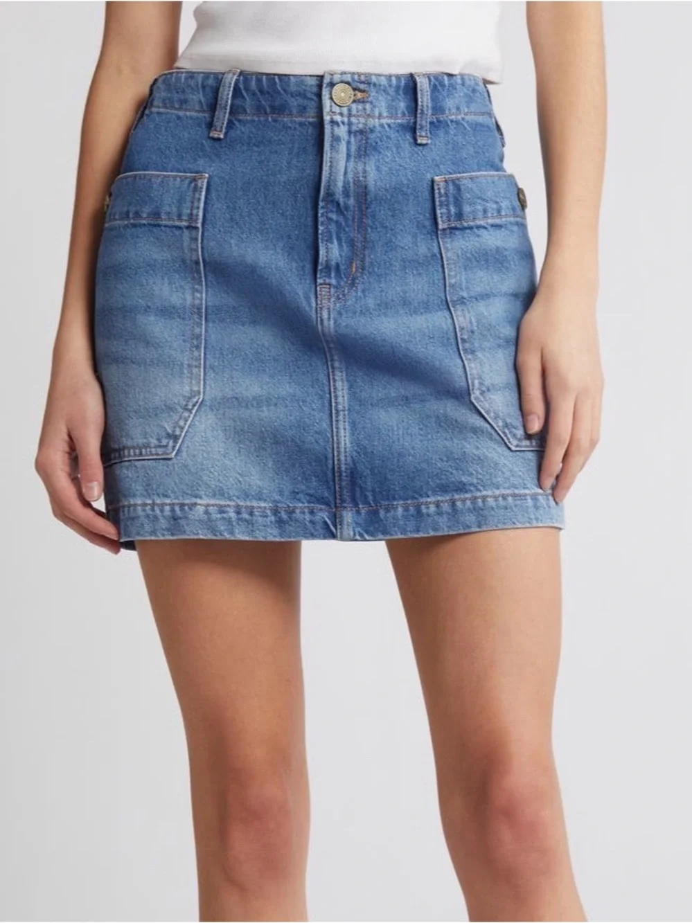 FRAME | (31) Cargo Denim Mini Skirt - Morey